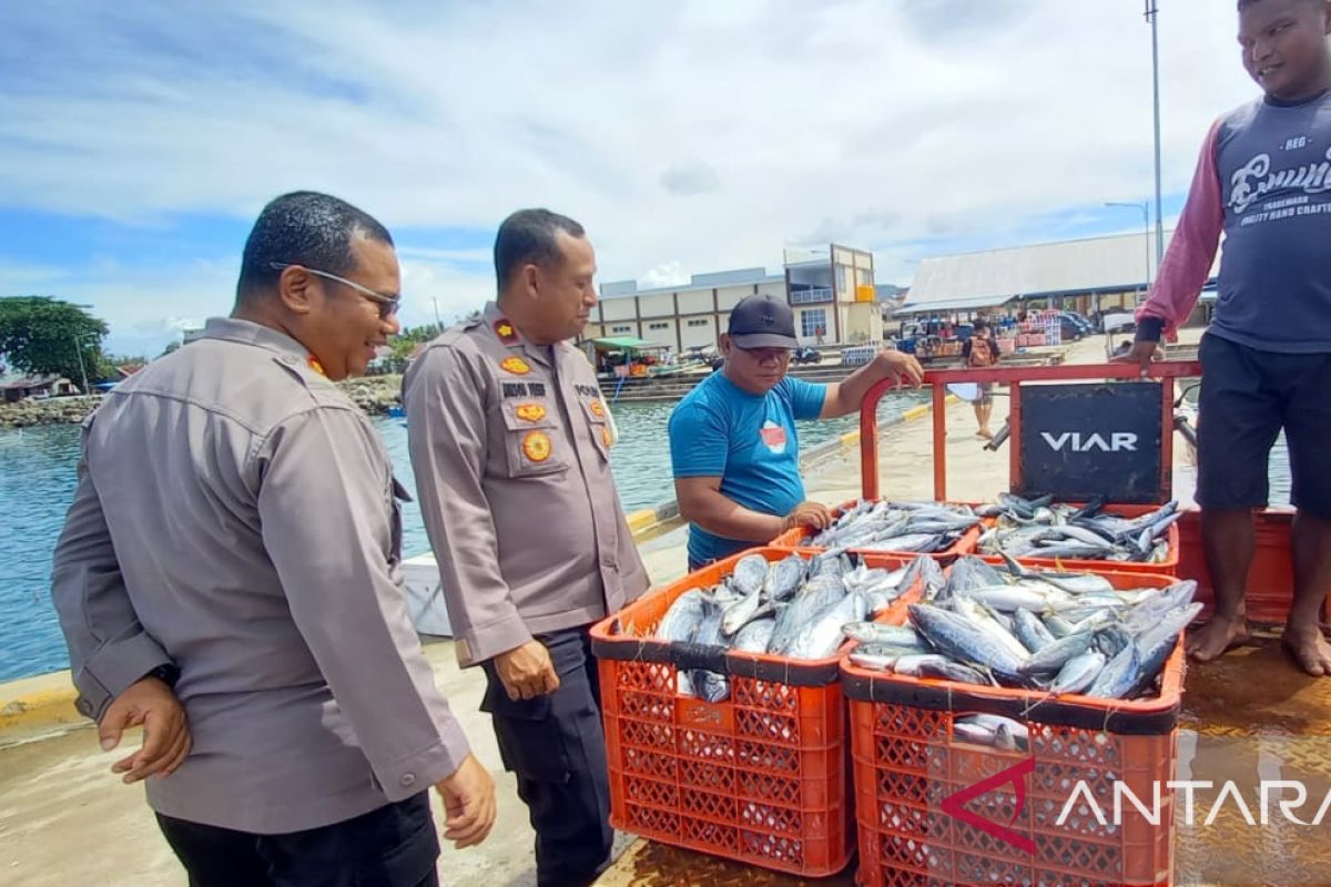 Polres Gorontalo Utara cegah premanisme di Pelabuhan Perikanan Gentuma