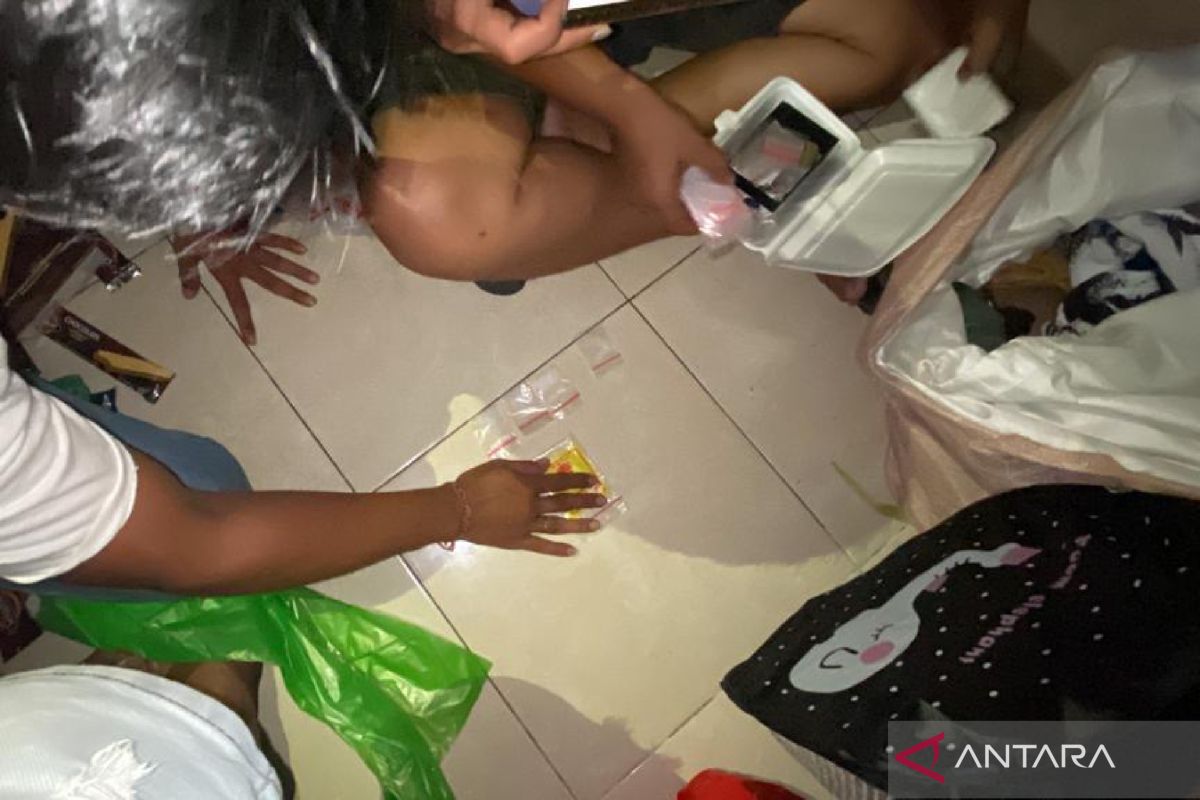 Polresta Mataram periksa lima remaja terlibat peredaran narkoba di Pagutan