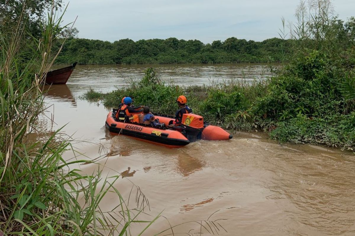 Basarnasi cari pemuda hilang diterkam buaya saat mancing