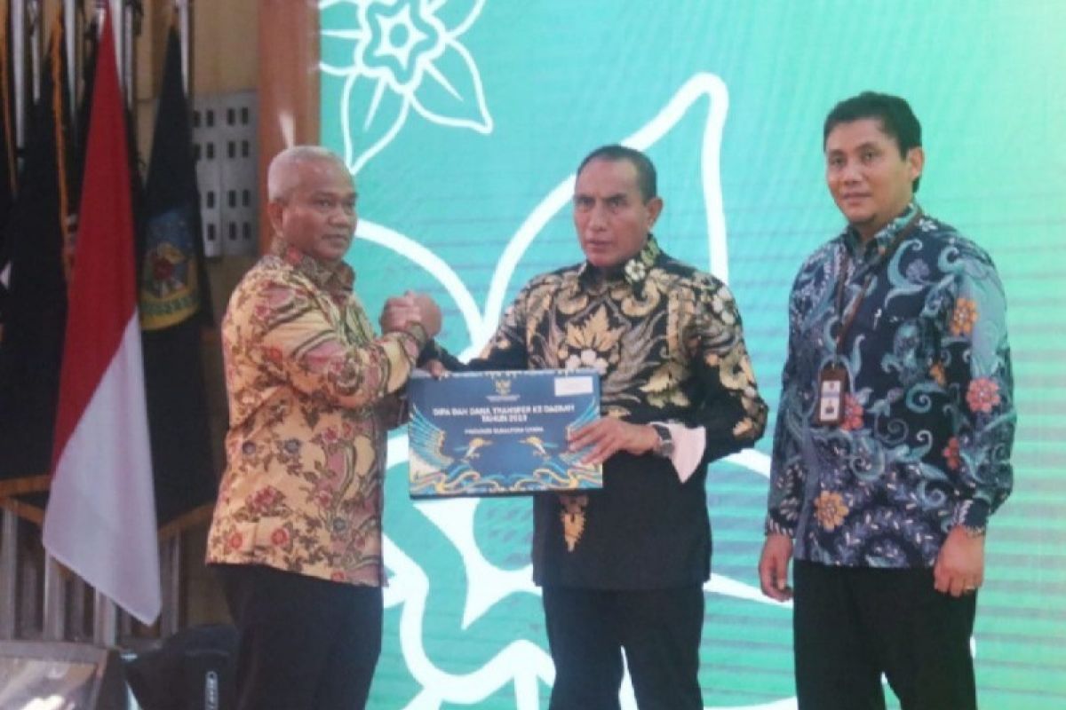 Barakallah, Plt. Bupati Padang Lawas terima DIPA TA 2023 senilai Rp 963.835.772.000