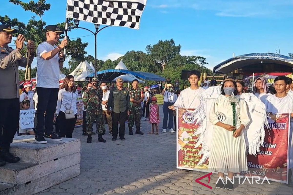 Parade Natal di Gunung Mas gambarkan kerukunan antar umat beragama