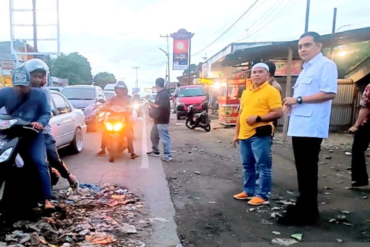 Anggota DPR Ade Rezki minta BPJN Sumbar perbaiki jalan nasional