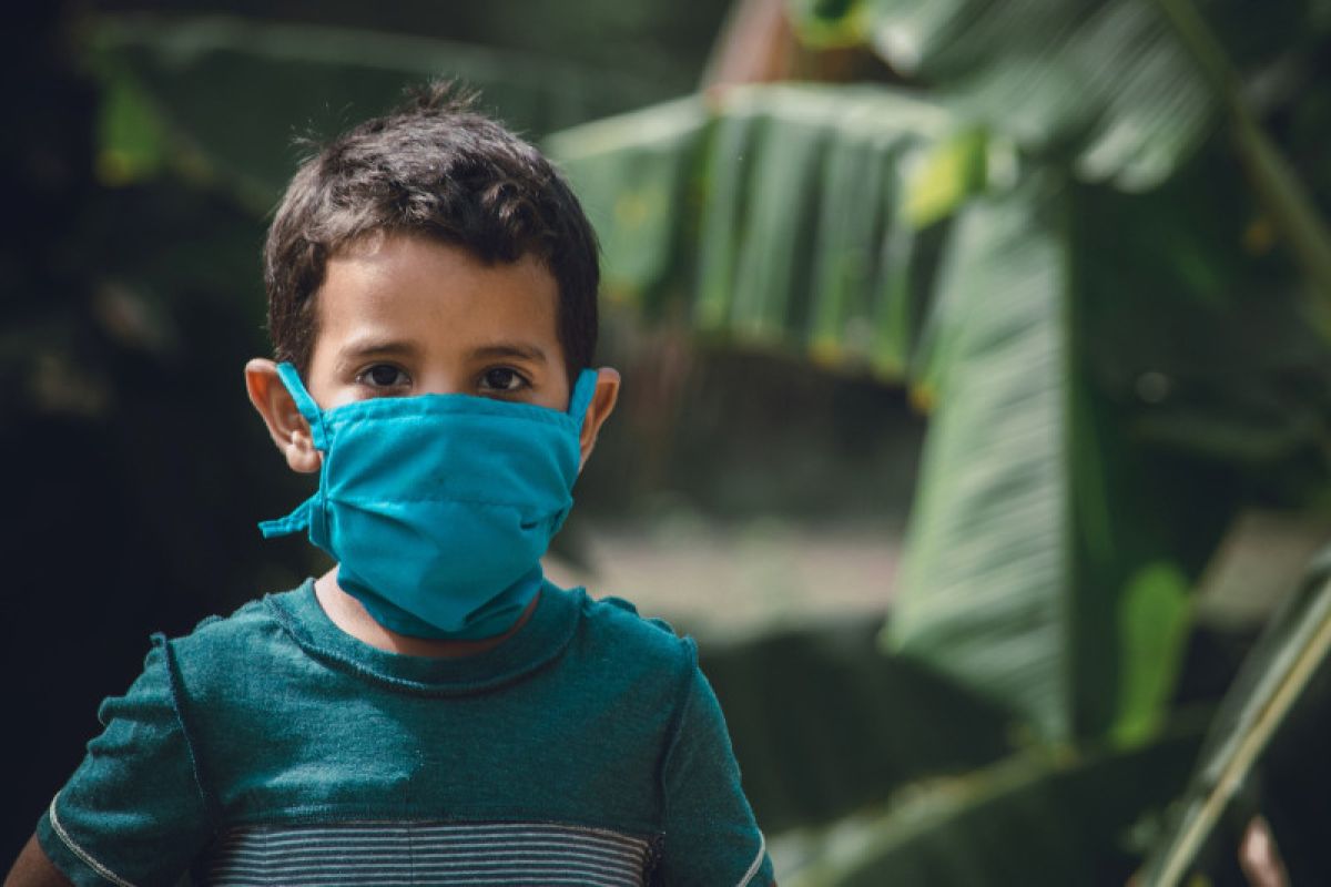 Cegah penyakit pancaroba, Dokter anjurkan anak pakai masker