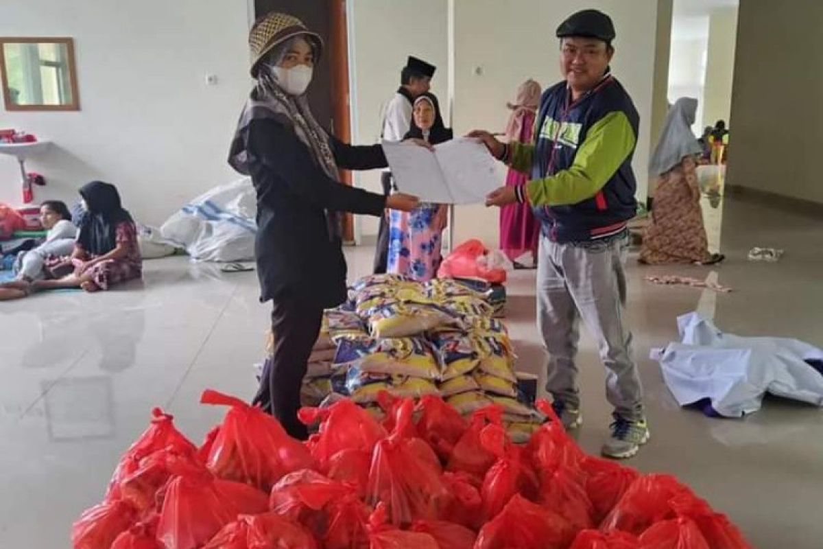 Pemprov Sulbar bantu korban banjir Ulumanda Majene