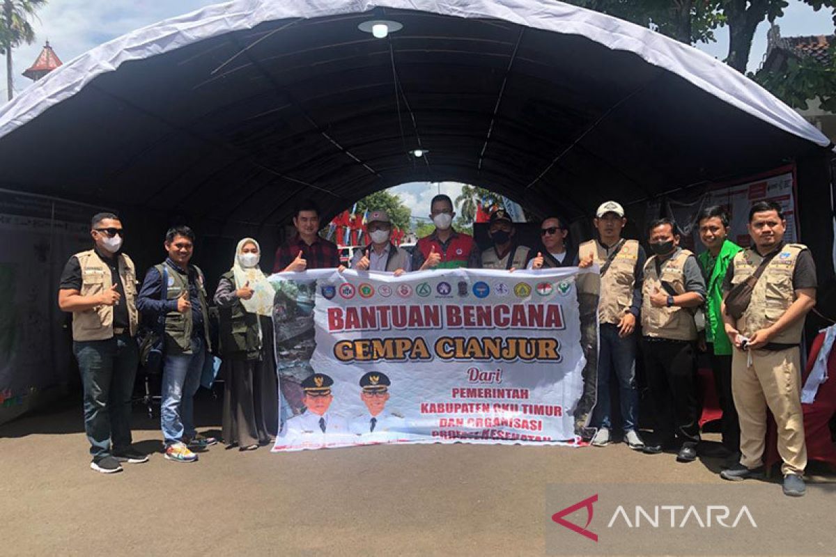 Bantuan logistik korban gempa dari Kabupaten OKU Timur tiba di Cianjur