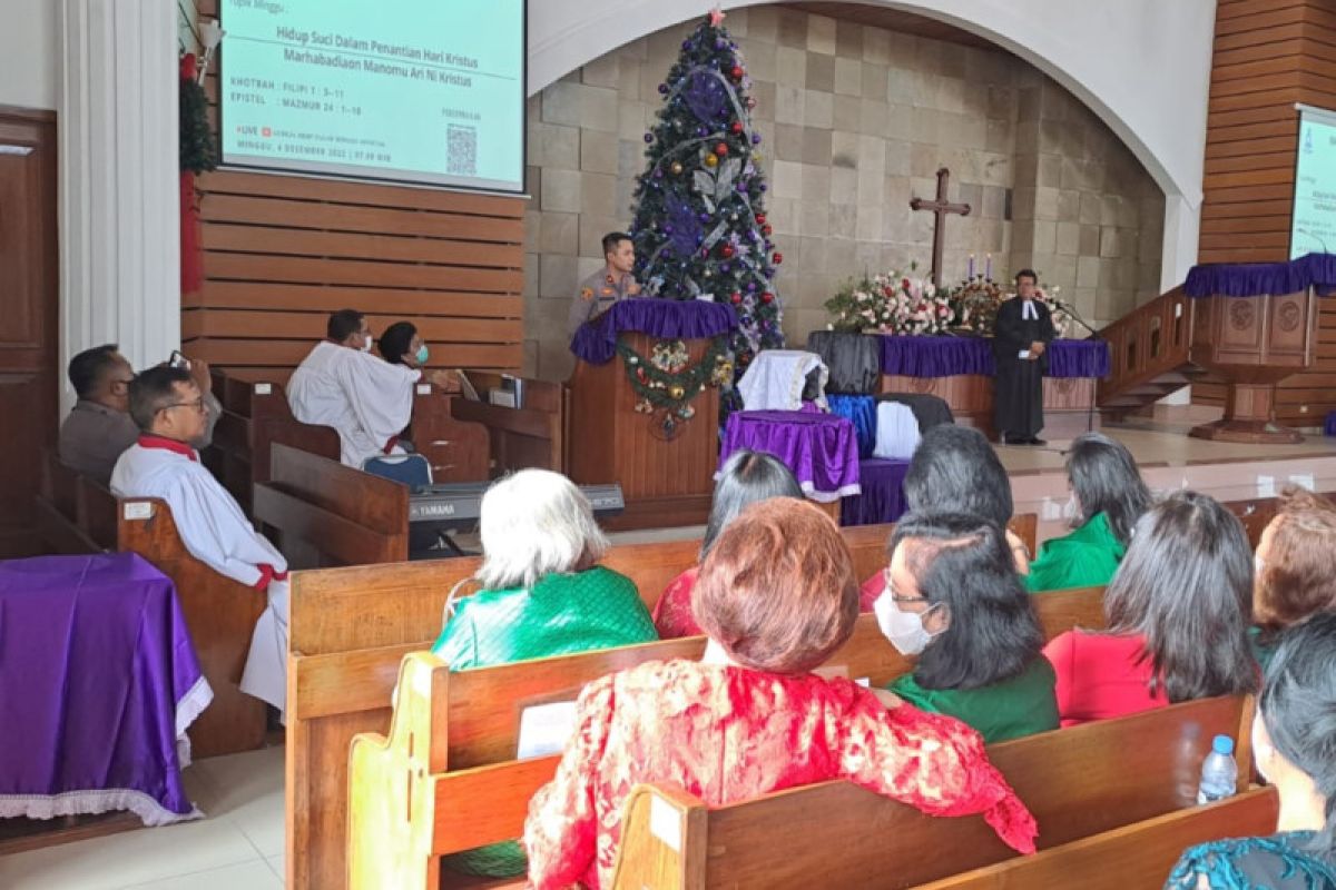 Polres Jaksel kunjungi 122 gereja untuk imbau warga ikut jaga keamanan