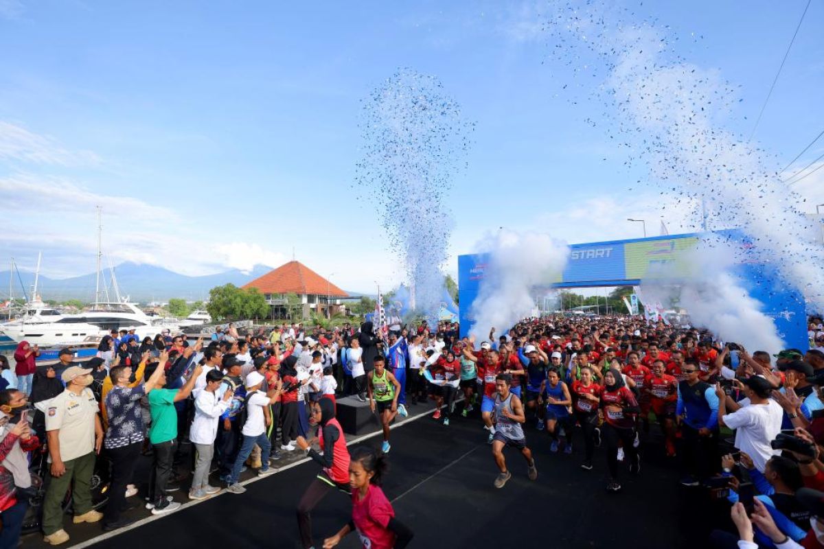 Ribuan pelari telusuri  wisata kota di Banyuwangi