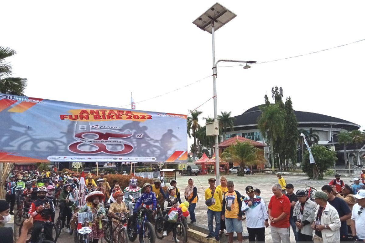 Wali Kota Banjarmasin lepas ANTARA Fun Bike 2022