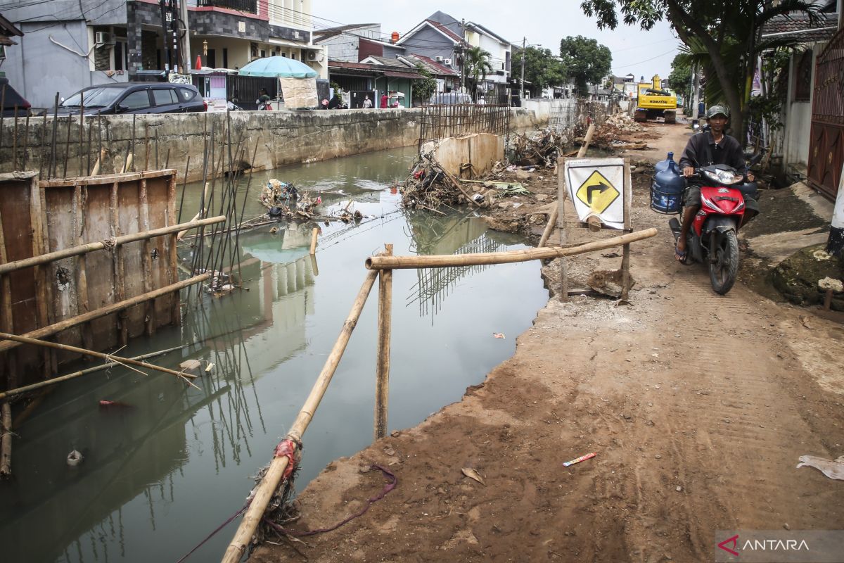 DPUPR Banten tangani jalan rusak akibat bencana di Banten Selatan