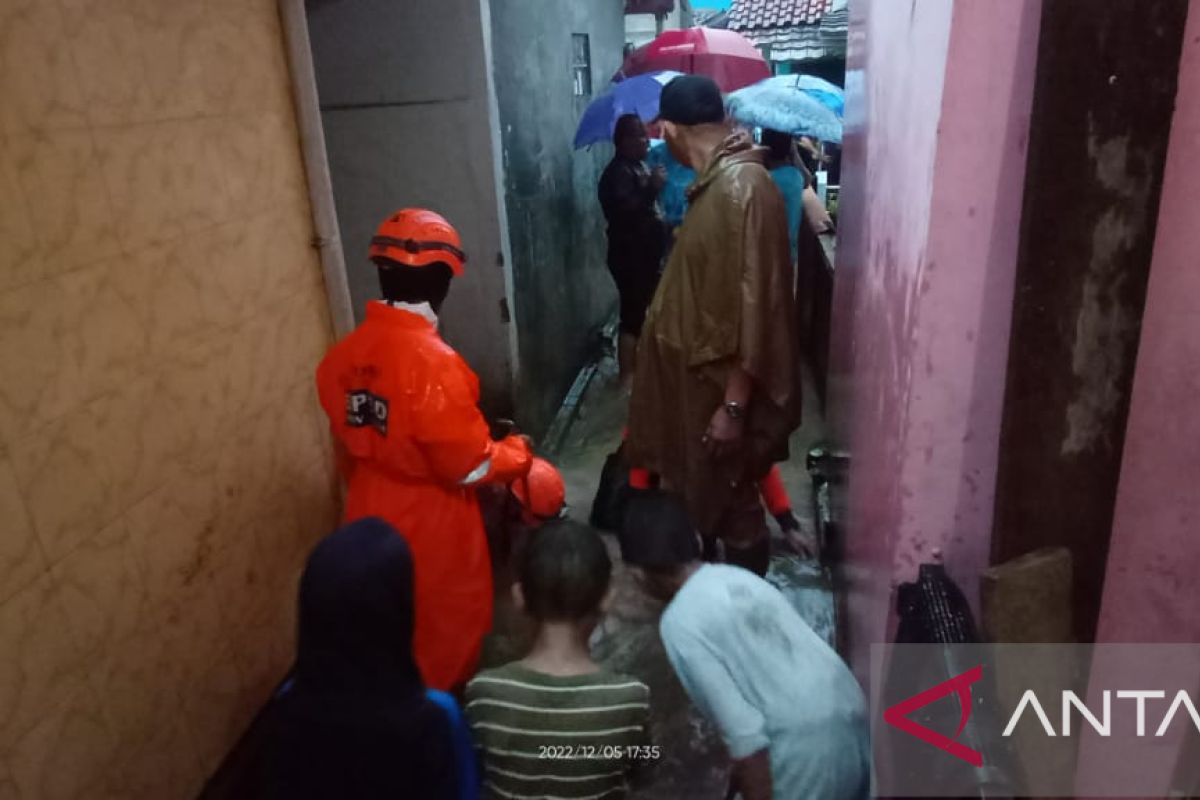 Hujan deras picu terjadinya bencana di 15 titik Kota Sukabumi
