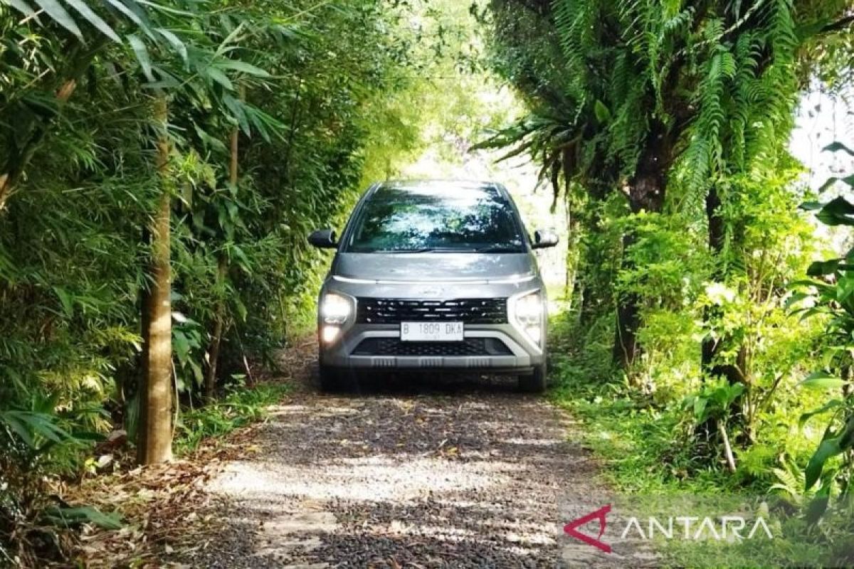 Efisien, segini konsumsi mobil Hyundai Stargazer di tol dan jalan biasa