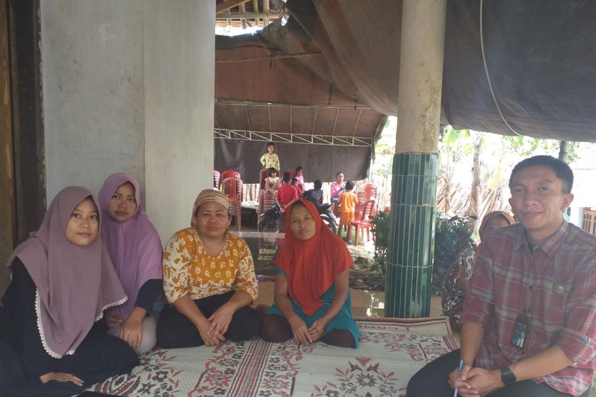 Jasa Raharja Banten serahkan santunan korban kecelakaan Lalu Lintas di Jalan Raya Cikarang - Bekasi
