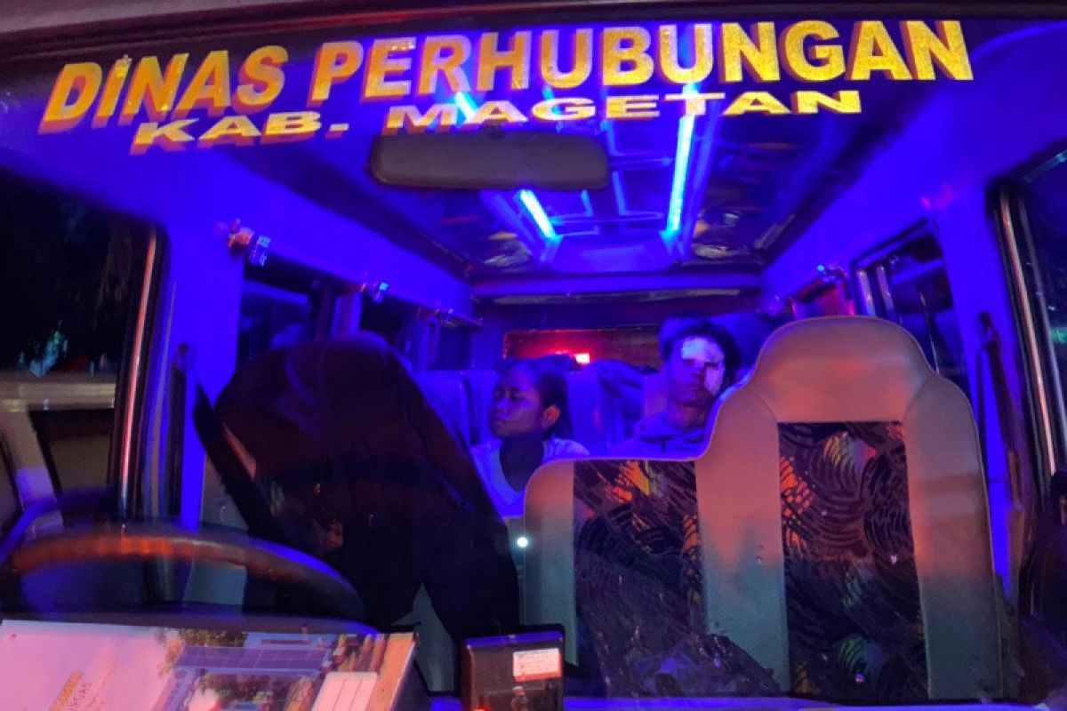 Enam jenazah korban bus Semeru  masuk jurang di Magetan tiba di Semarang