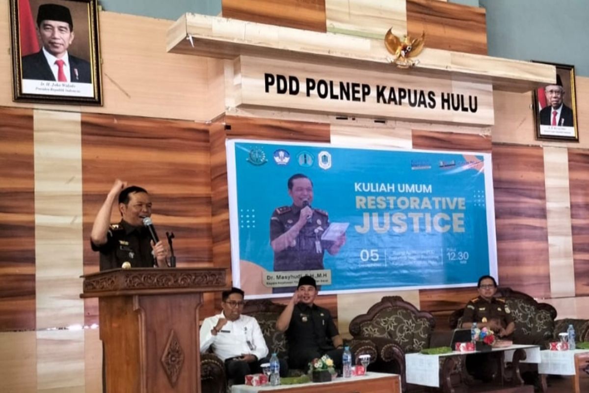 Kajati: Tidak semua perkara diselesaikan di meja persidangan