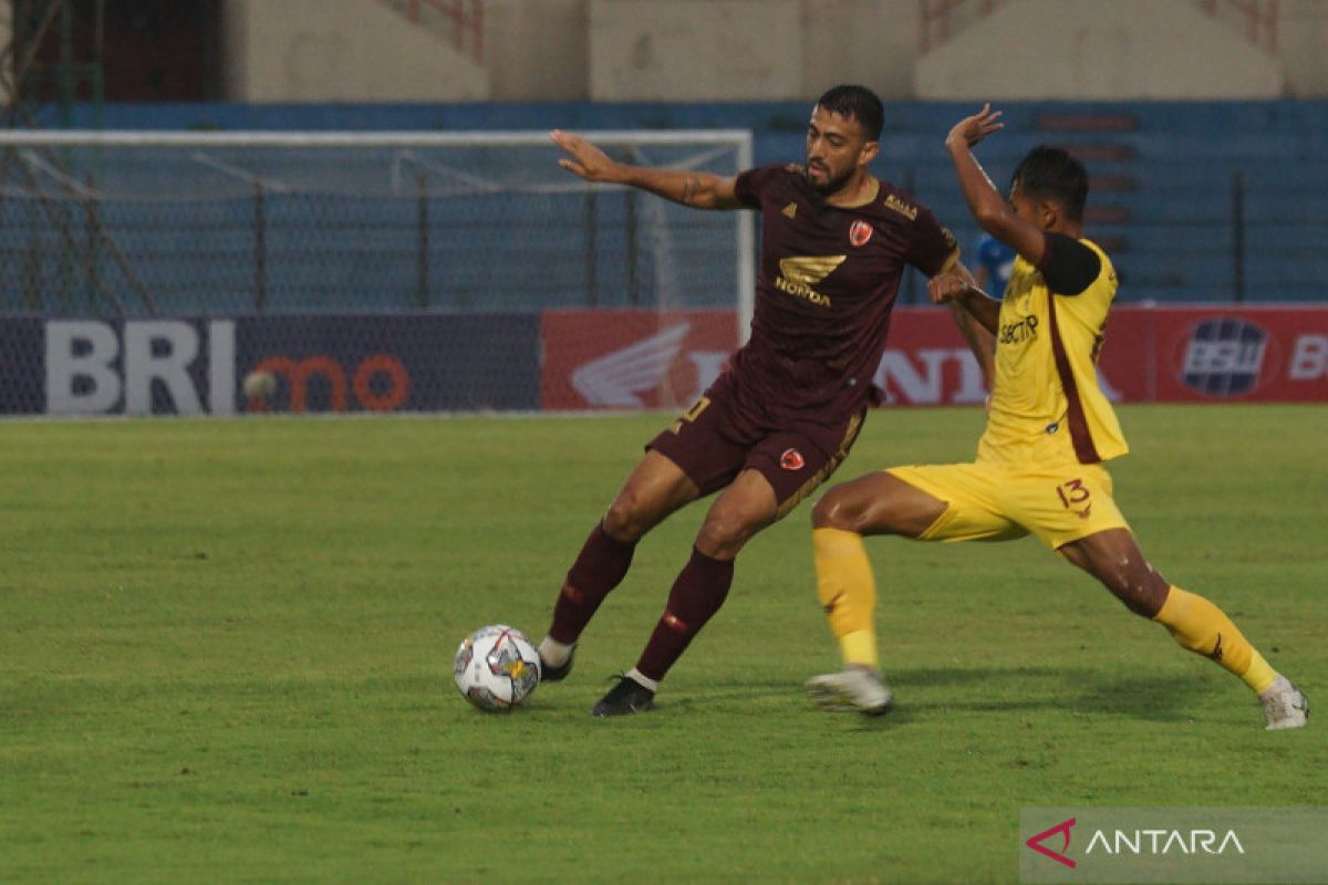 Pelatih menyoroti lini depan PSM ketika taklukkan Persikabo 1973