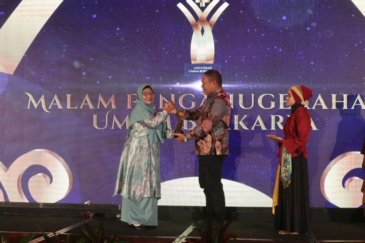 Lima pelaku usaha terima anugerah UMKM Aceh Berkarya