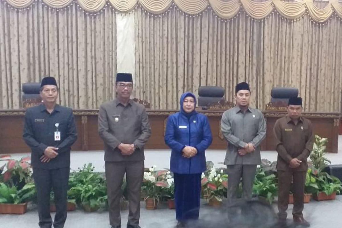 Pemkab Barut sampaikan jawaban tentang raperda pengelolaan keuangan daerah