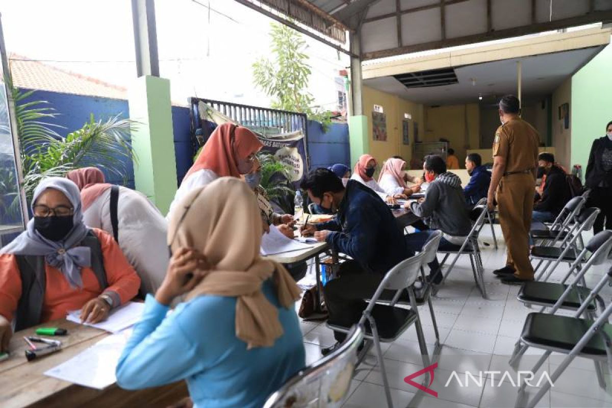 Dinsos Kota Tangerang salurkan BST tahap kedua bagi 10.414 KPM