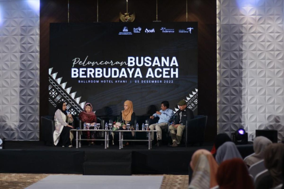 Dinas Kebudayaan dan Pariwisata  luncurkan busana berbudaya Aceh