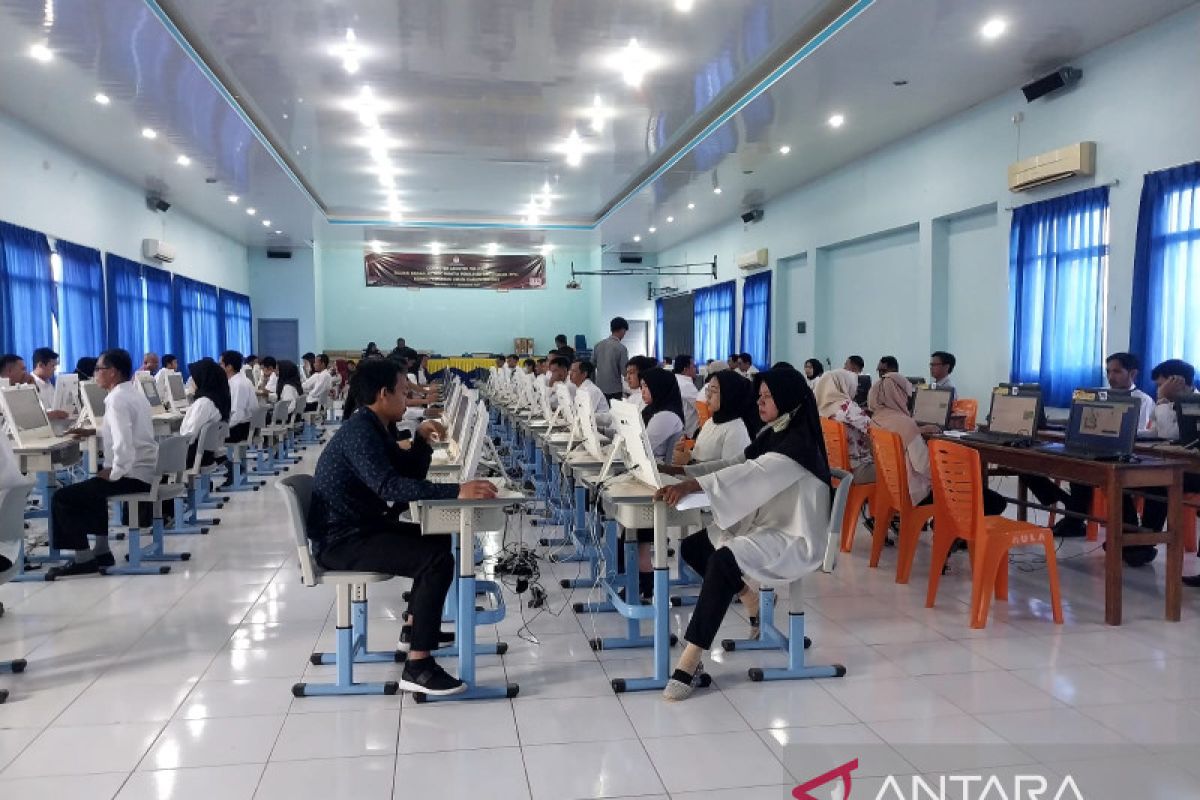 600 peserta calon anggota PPK OKU Sumsel ikuti ujian sistem CAT