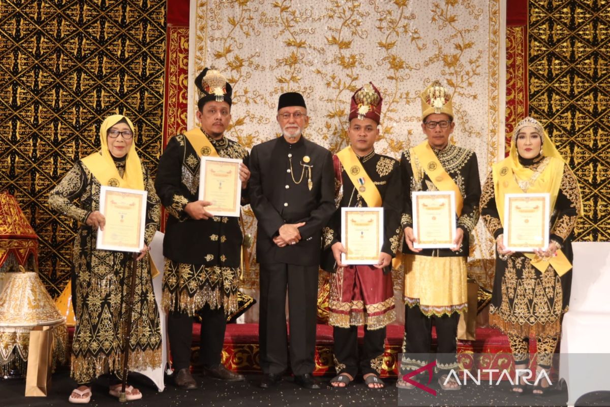 Wali Nanggroe berikan gelar kehormatan untuk lima pejuang Aceh