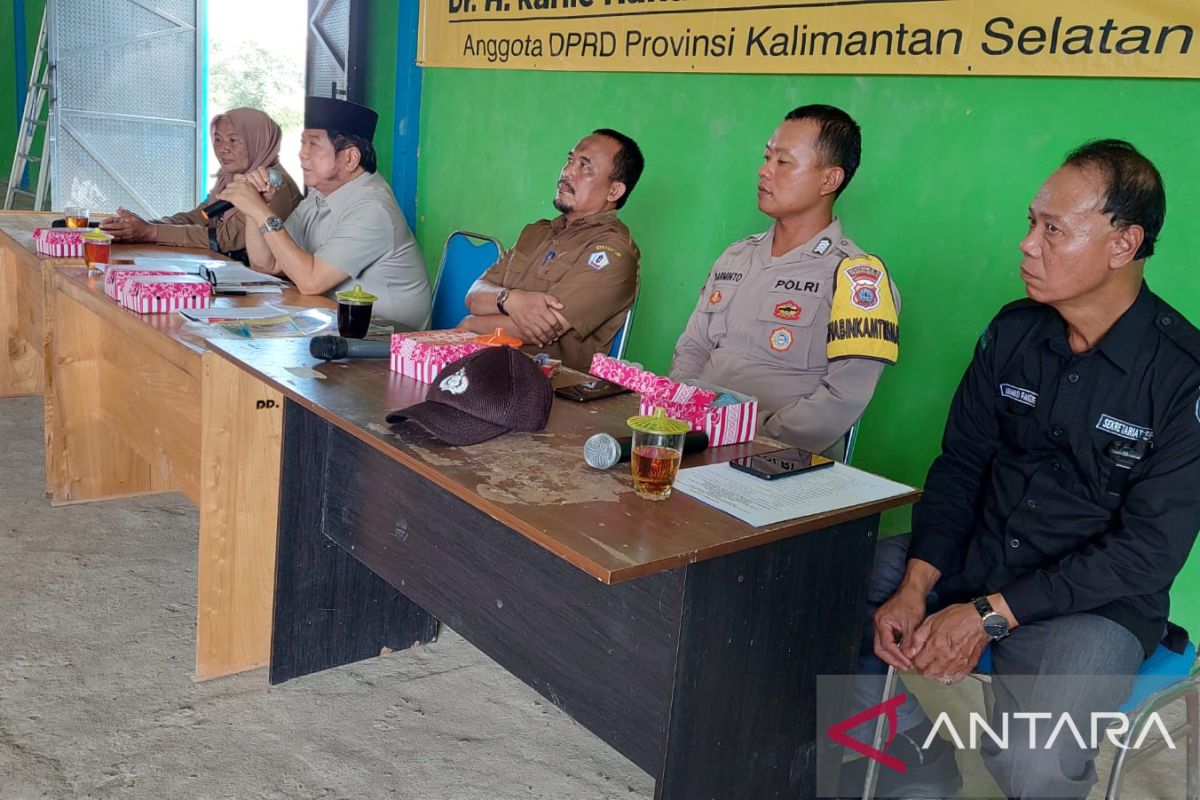 Anggota DPRD Kalsel sosialisasikan peraturan perlindungan anak