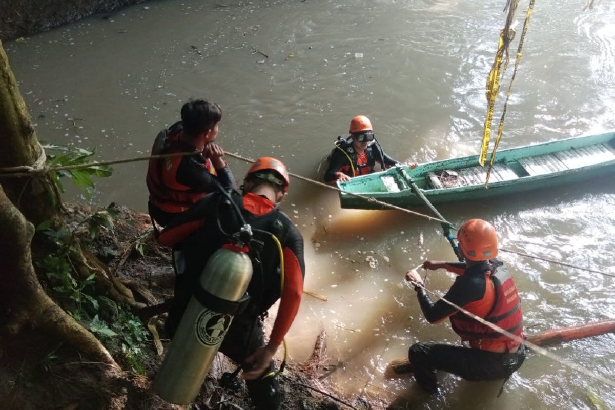 Jenazah pelajar yang tenggelam di Sungai Kuripan Lombok Barat Barat ditemukan