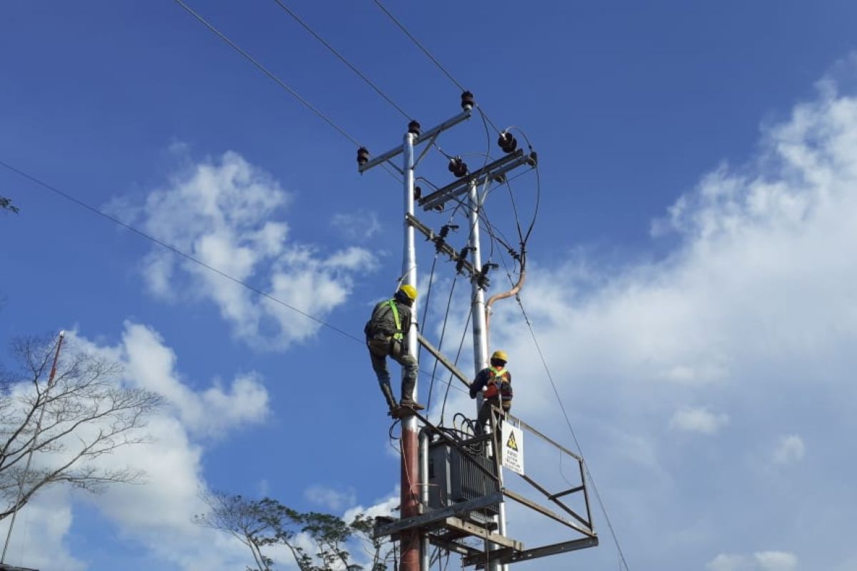 PLN Pontianak catat kenaikan pendapatan sebesar 11,68 persen