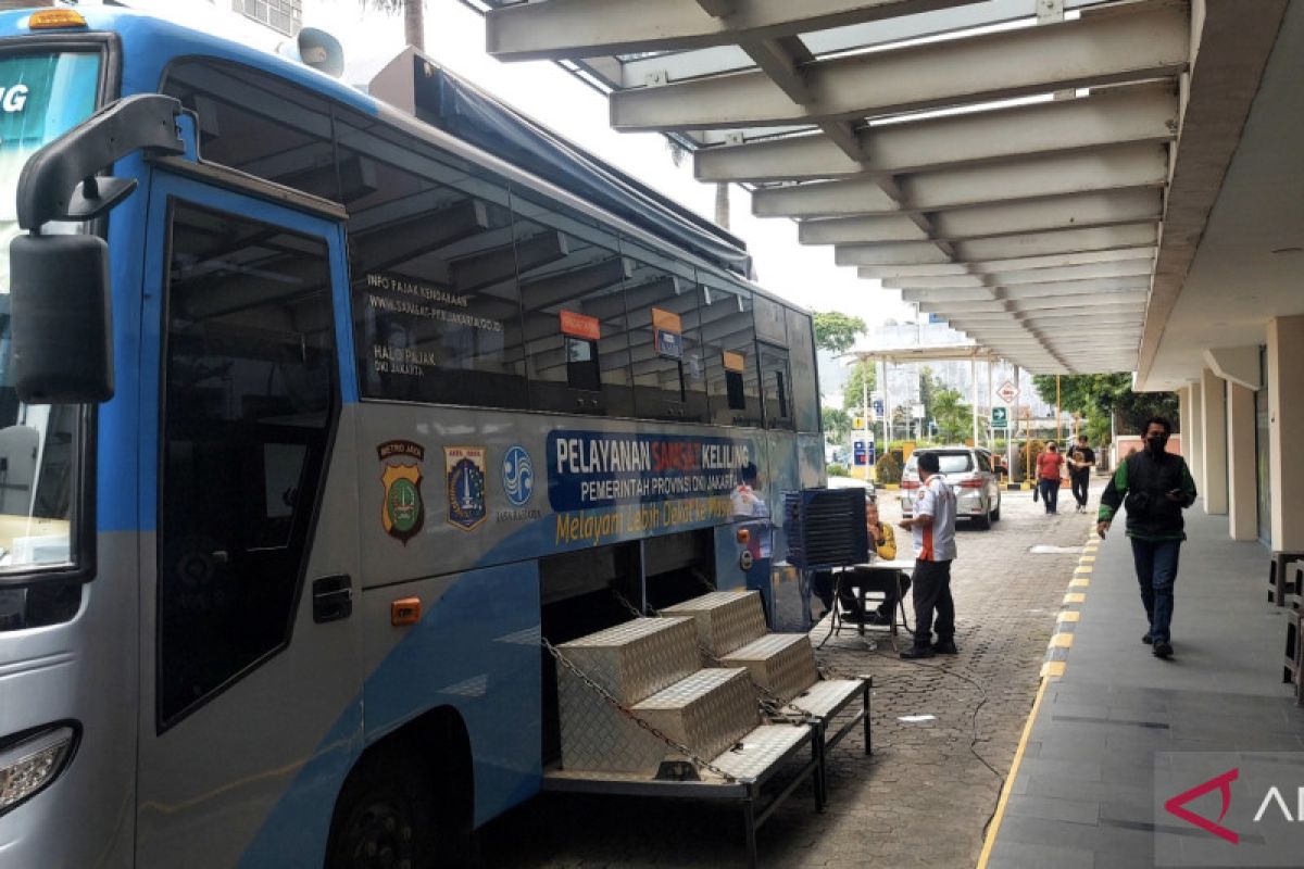 Polda Metro hadirkan 14 titik layanan samsat keliling pada Selasa