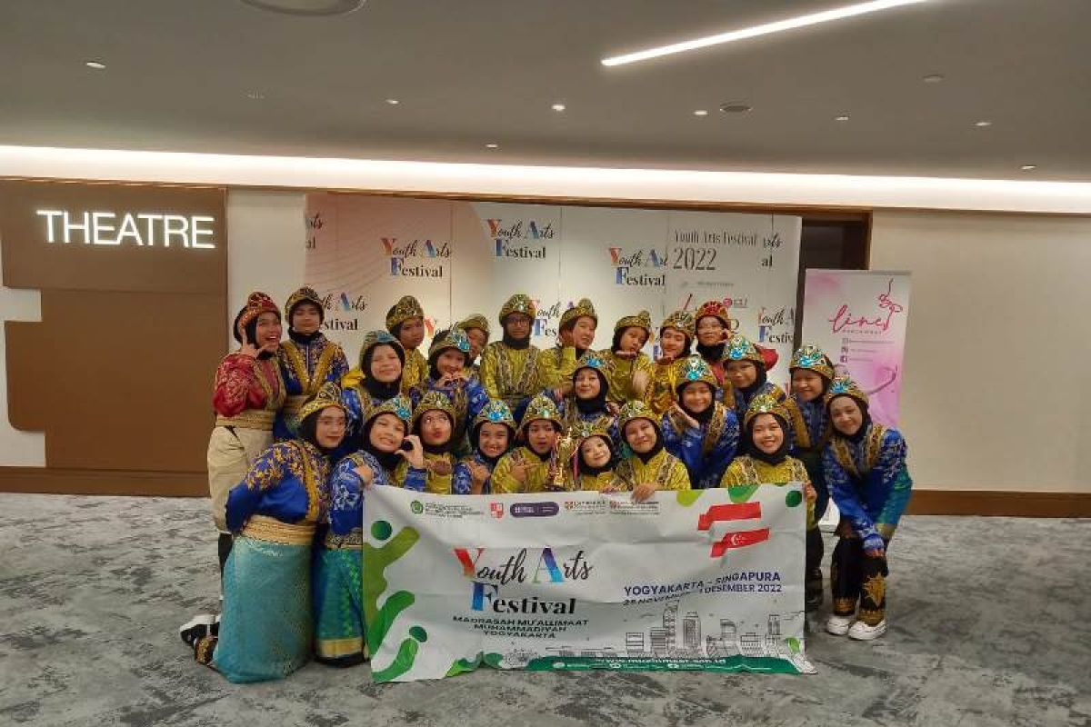 Mu'allimaat Muhammadiyah raih gold award di Youth Arts Festival Singapura