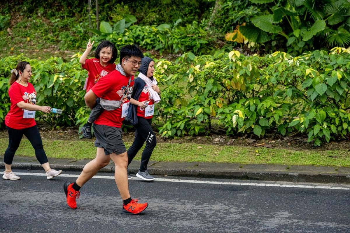 Lomba lari persahabatan rayakan 48 tahun hubungan China-Malaysia