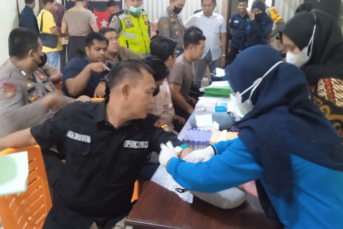 Biddokkes Polda Jambi cek kesehatan personel di Muaro Jambi