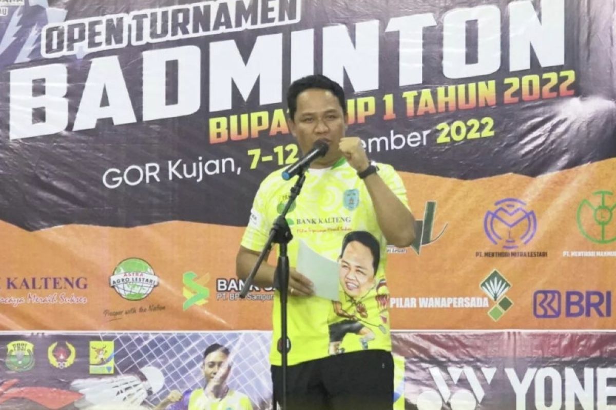 Dorong peningkatan prestasi atlet melalui Turnamen Bulu Tangkis Bupati Cup