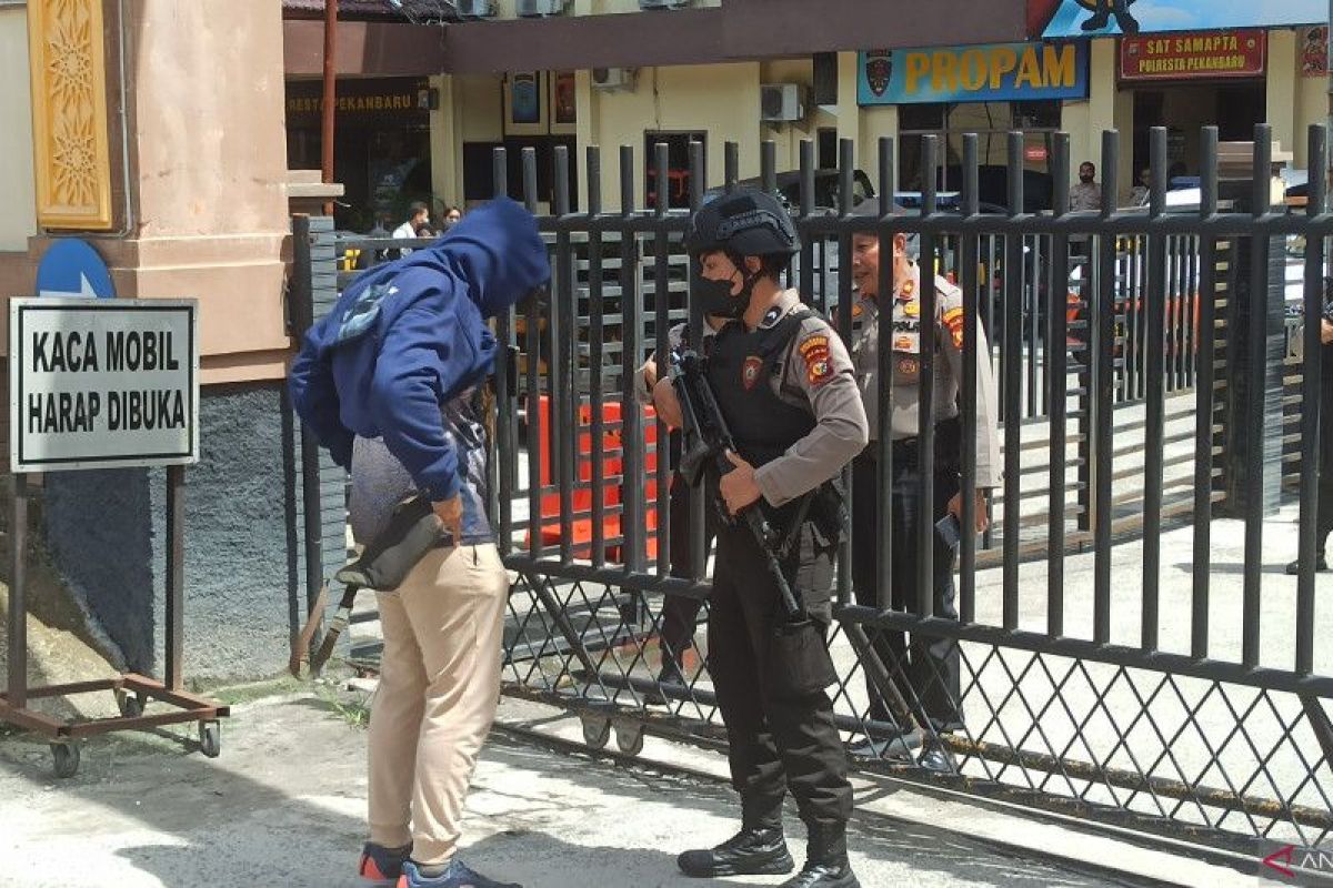 Polresta Pekanbaru perketat pengawasan usai bom bunuh diri di Bandung