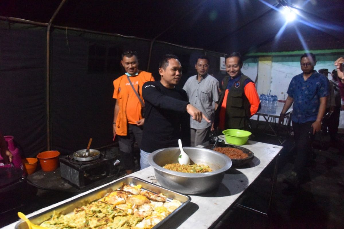 Pemkab Malang bantu logistik kebutuhan pengungsi di Lumajang