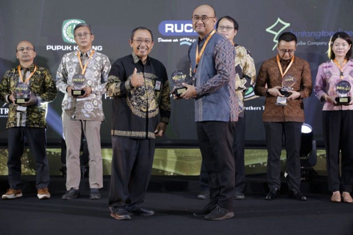 Pupuk Indonesia menjadi Holding BUMN pertama raih apresiasi INDI 4.0