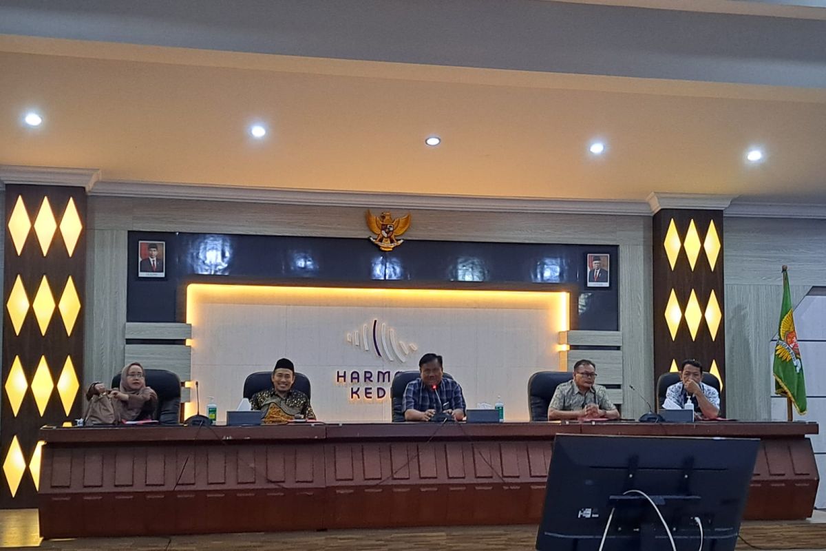 Pemkot Kediri libatkan forum komunikasi RT/RW bantuan tepat sasaran