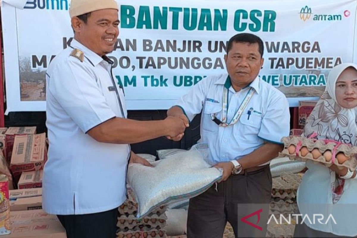 Antam UPBN Konawe Utara membantu korban banjir di Molawe