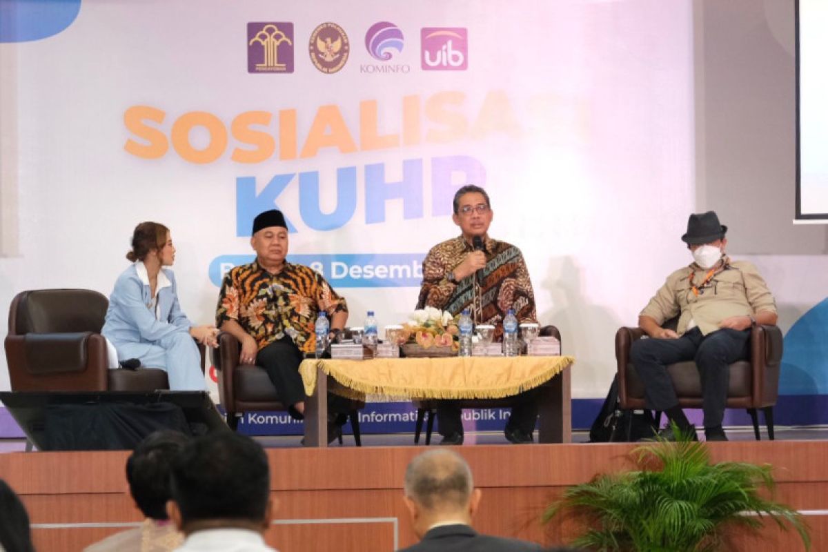 Pakar: Opini publik berpengaruh positif dan negatif pada proses peradilan