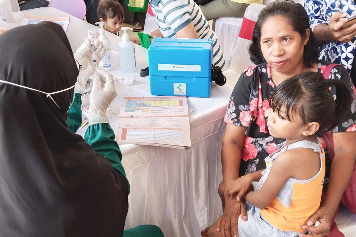 Dinkes nyatakan capaian imunisasi dasar lengkap di Ambon masih rendah