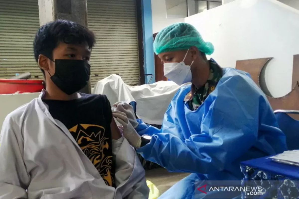 Yogyakarta intensifies booster vaccination for teenagers