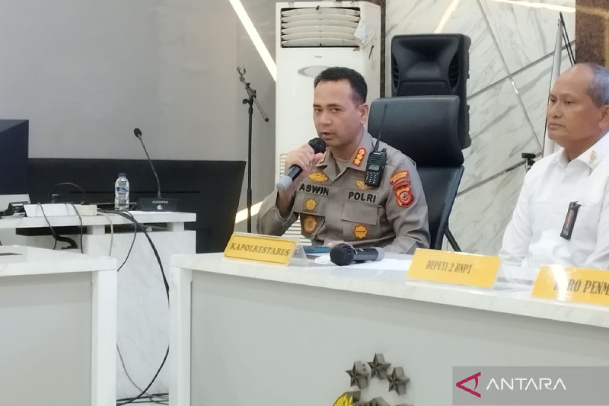 Kapolrestabes sebut dua polisi masih dirawat akibat bom Astanaanyar