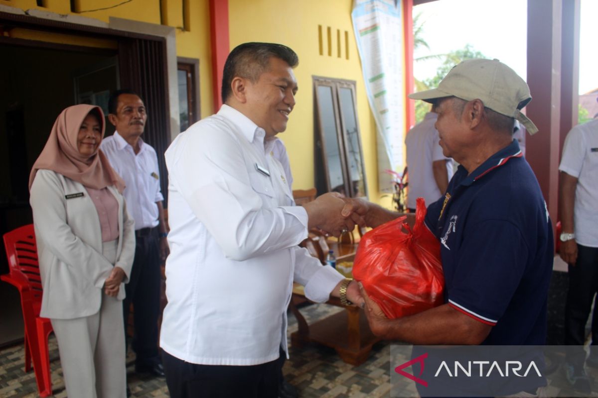 Kubu Raya gelar pasar murah guna tekan inflasi