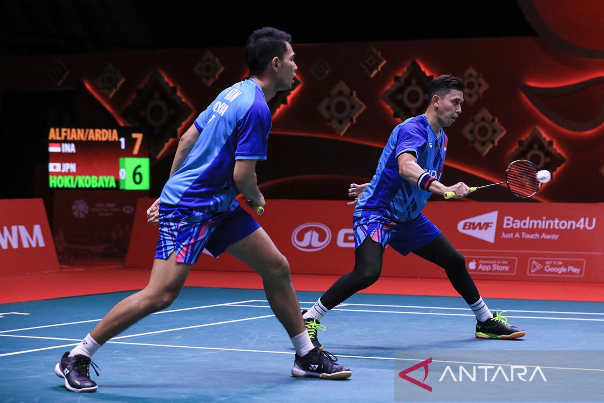 Fajar/Rian "pelototi" Kang/Seo di semifinal Malaysia Open 2023