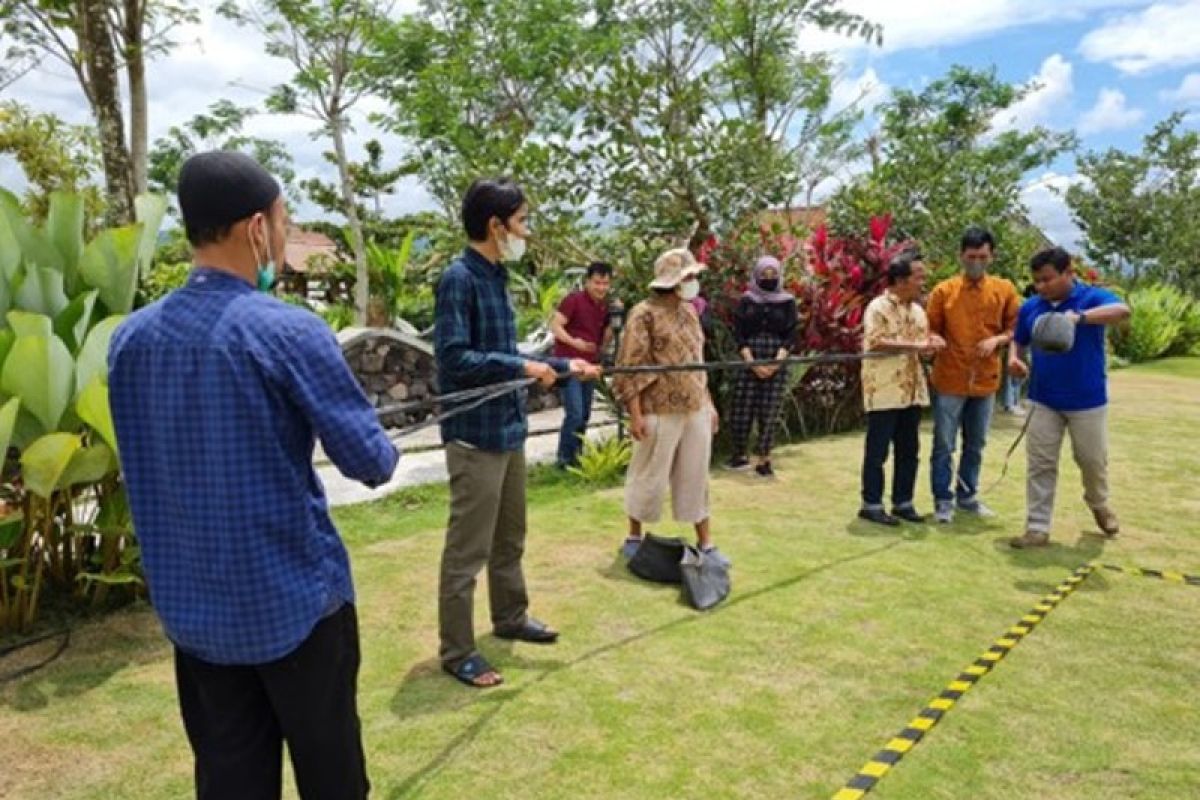 BCA gelar pelatihan "team building" bagi pengurus Desa Wisata Wayang Wukirsari
