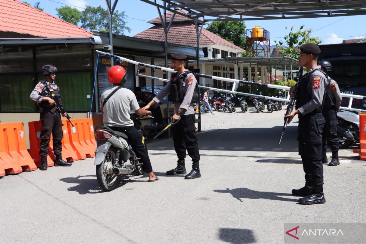 Polres Bima Kota memperketat penjagaan markas untuk antisipasi gangguan