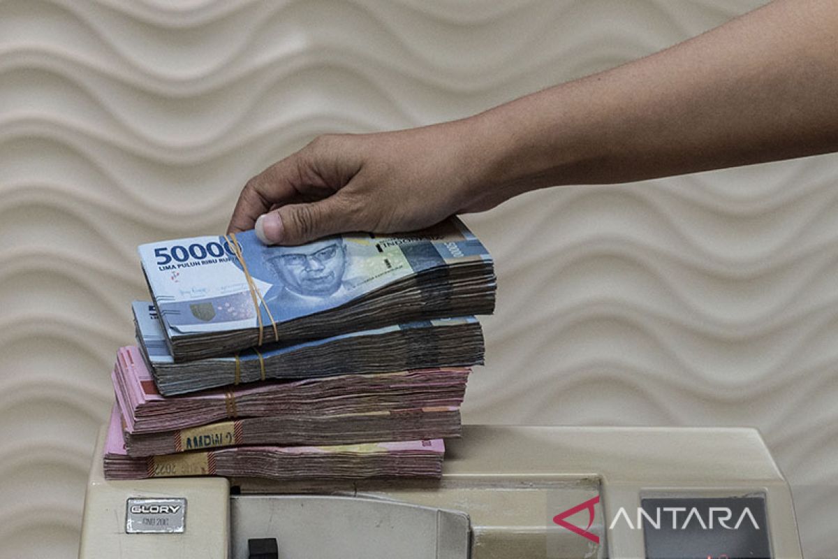 Rupiah Kamis pagi menguat 24 poin