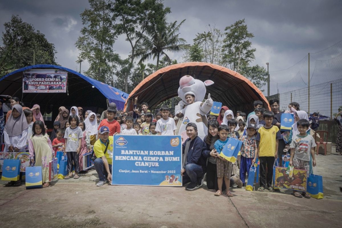 Campina bantu uang tunai ke mitra terdampak gempa Cianjur