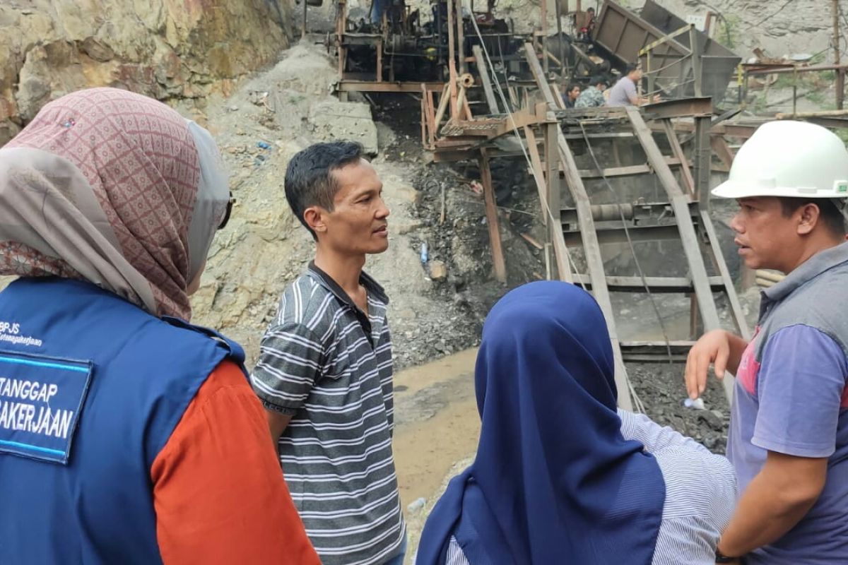 Sawahlunto mine explosion victims to get optimal treatment:  JAMSOSTEK