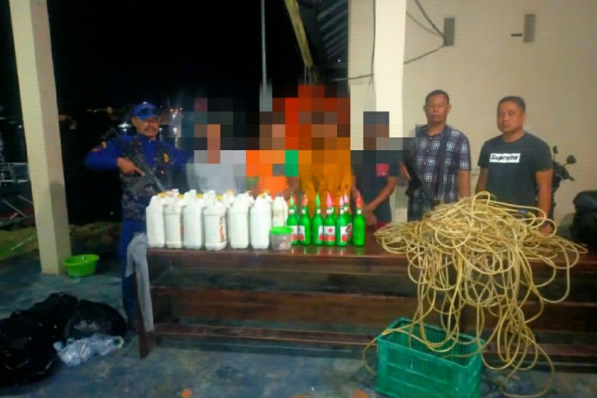 Polairut Polda Sulawesi Tenggara amankan nelayan tangkap ikan gunakan bom